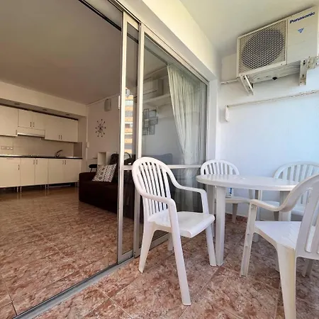 Estudio Con Piscina Apartment