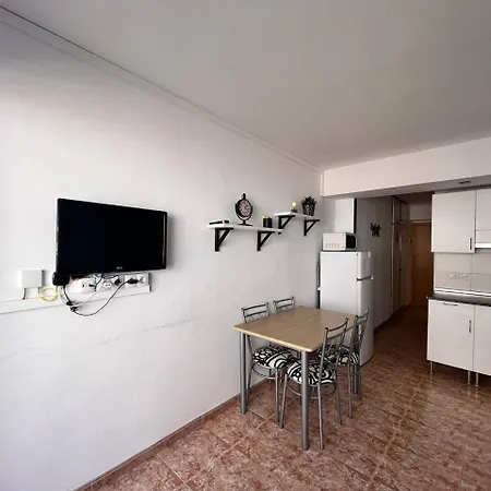 Estudio Con Piscina 아파트